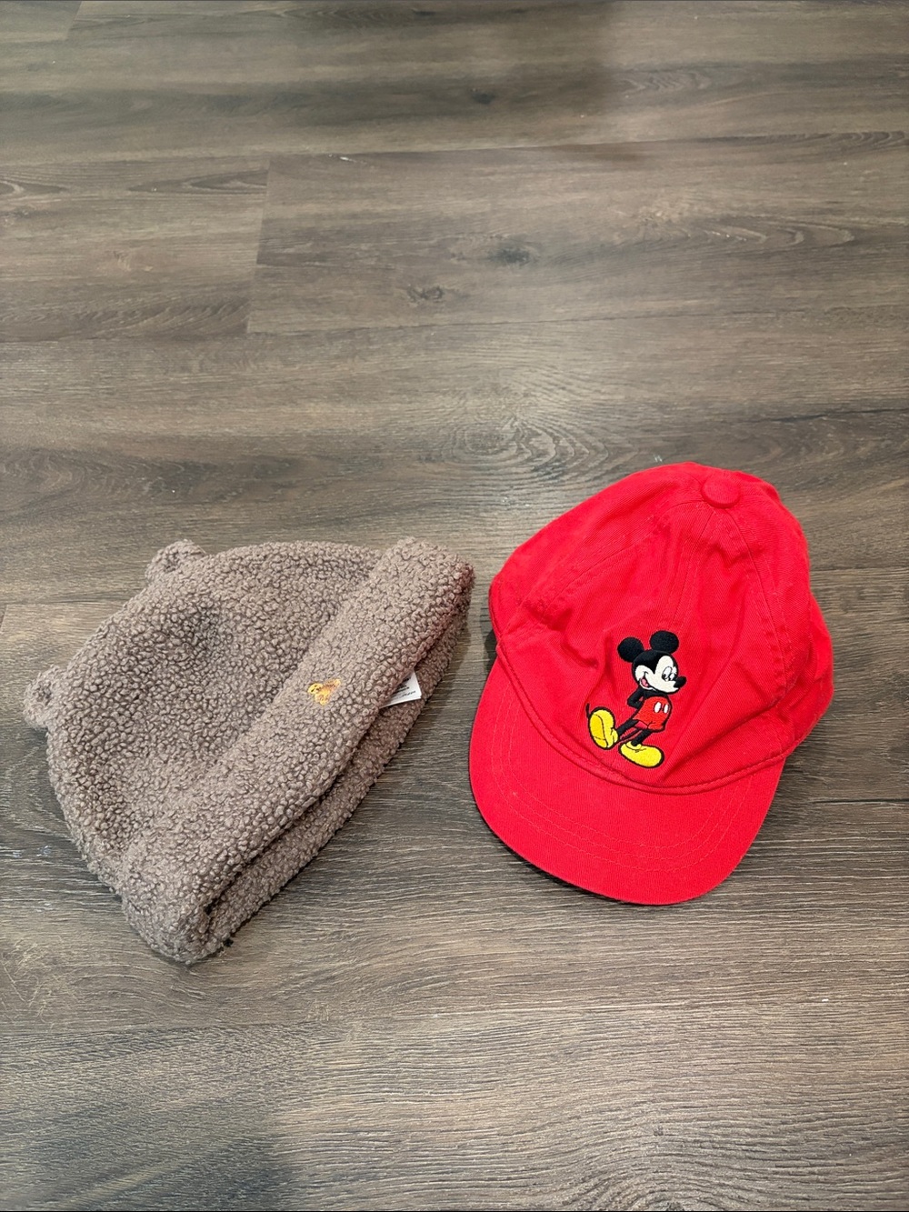 *Like New*GAP Mickey Mouse Cap&Beanie(12-18M)